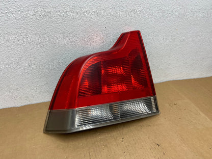 2001 to 2004 Volvo S60 Left Driver LH Side Tail Light AC8444 LK2