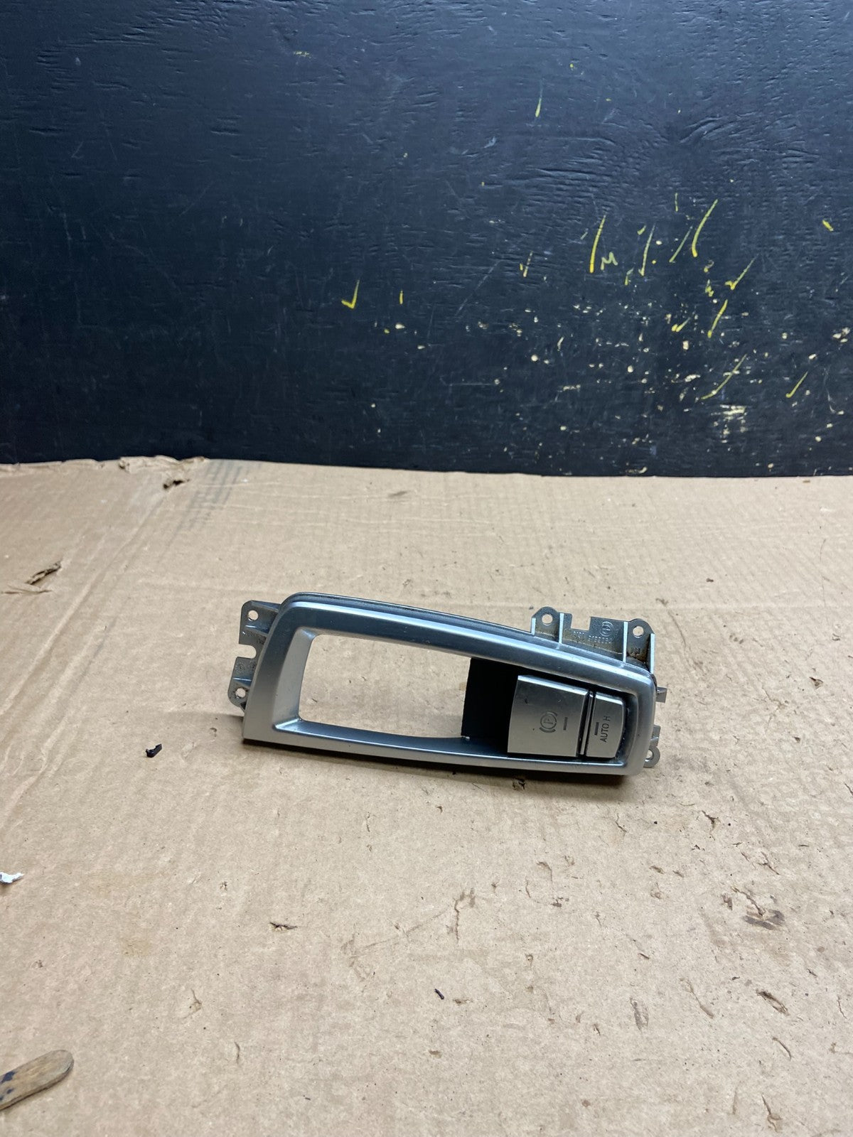2011 - 2016 BMW 535i 528I 550i Parking Brake Switch Control Button OEM Z0249 DG0