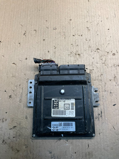 2005 Nissan Armada QX56 5.6L Engine Control ECM mec86-220 b1 X0567 DG0