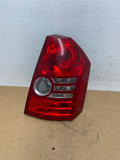 2008 2009 2010 Chrysler 300 Right Passenger RH Side Tail Light AD5998 LK0