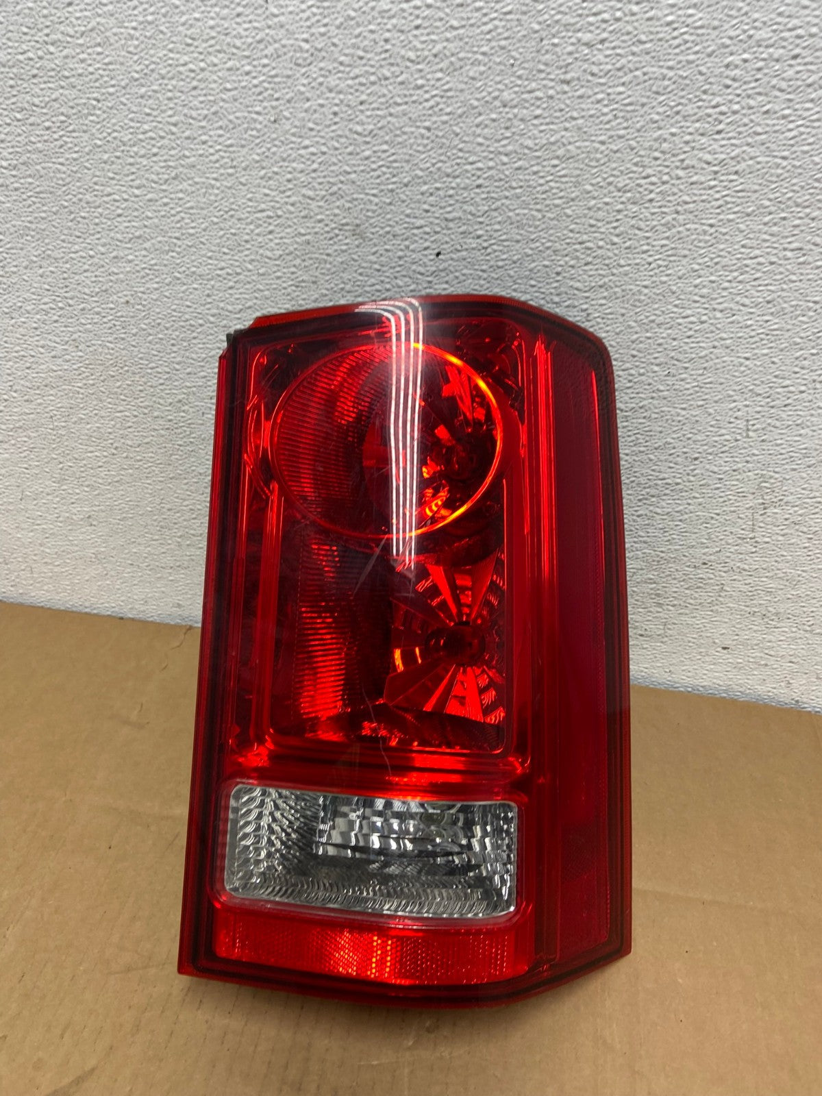 2009 to 2015 Honda Pilot Right Passenger Rh Side Tail light AC7484 LK0