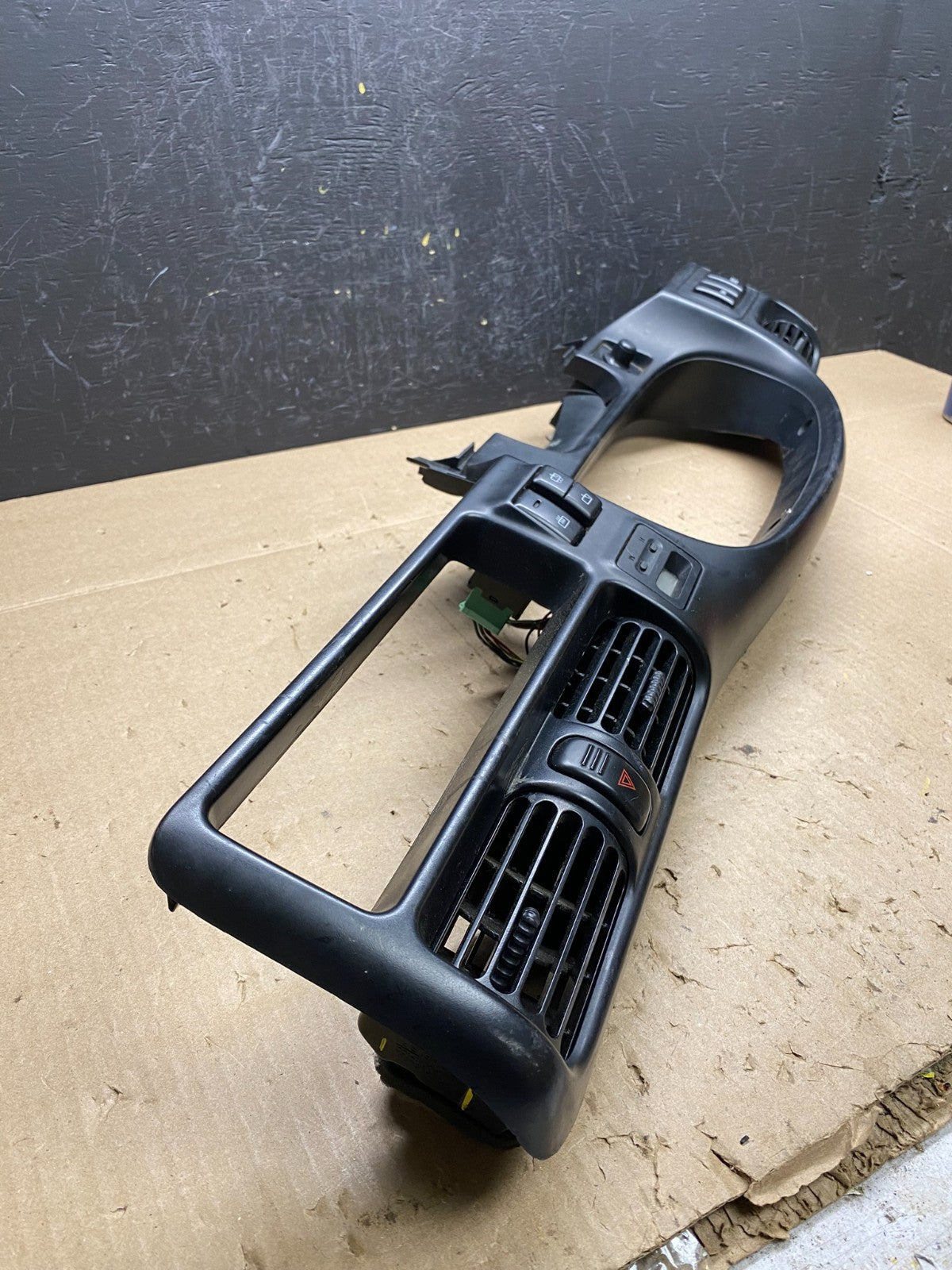 1998 to 2002 Isuzu Rodeo Dash Cluster, AC Bezel/trim Black AC66006