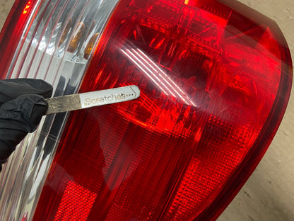 2005 2006 2007 Honda Odyssey Left Driver LH Side Tail Light AH5978 LK3