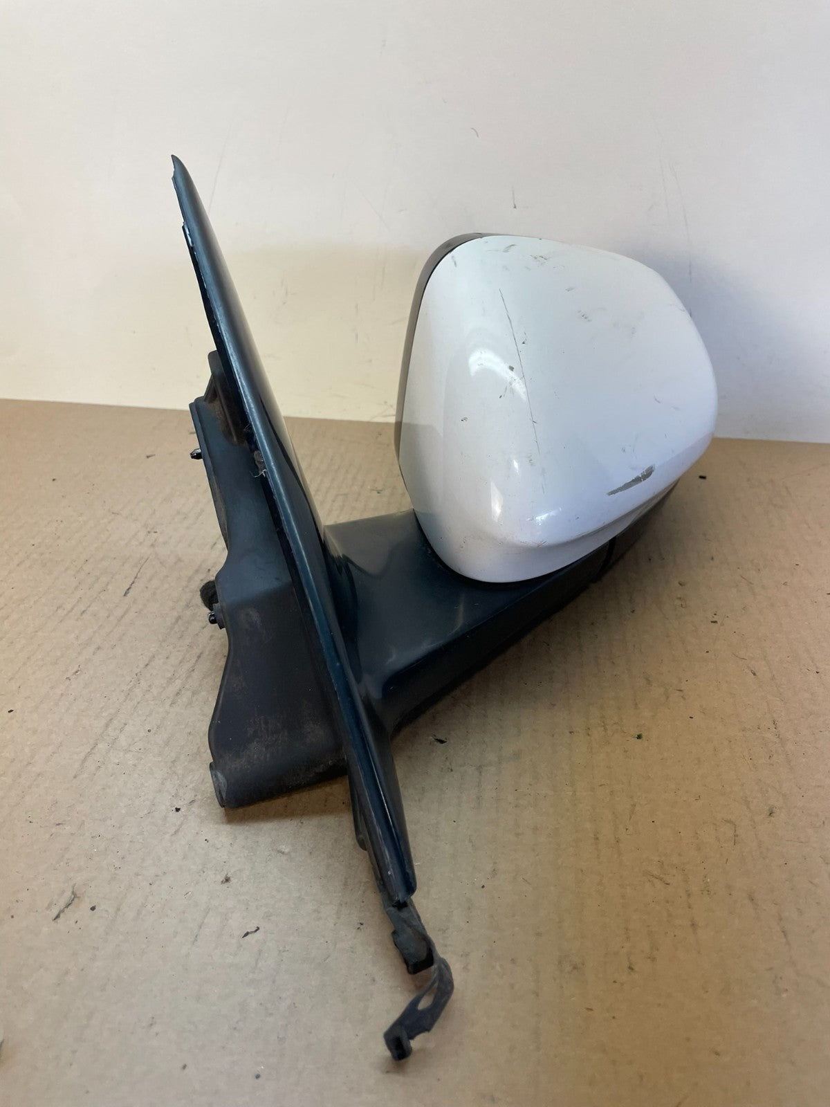 2010 - 2015 Jaguar XF Left Driver LH Side Turn Sgn View Door Mirror AI4155 DG1