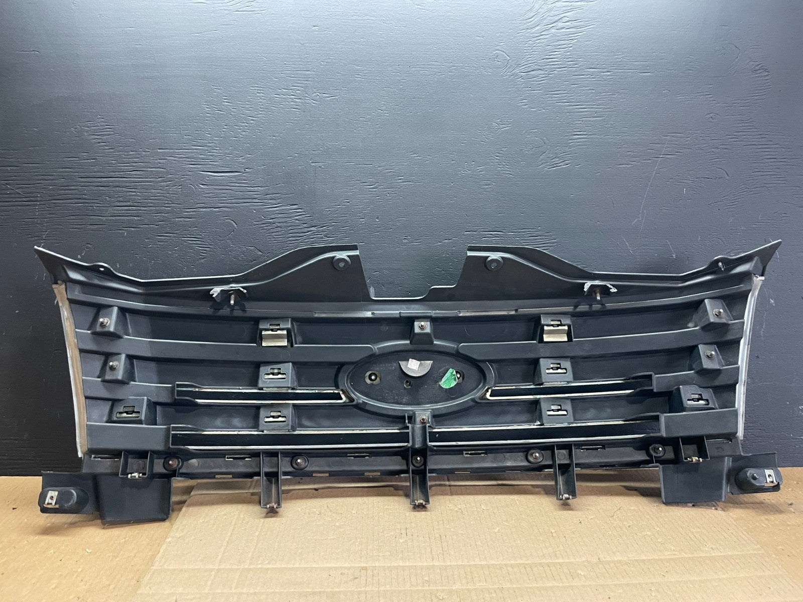 2007 2008 2009 2010 Ford Edge Front Upper Chrome Grill Grille Oem AB7639  DG5