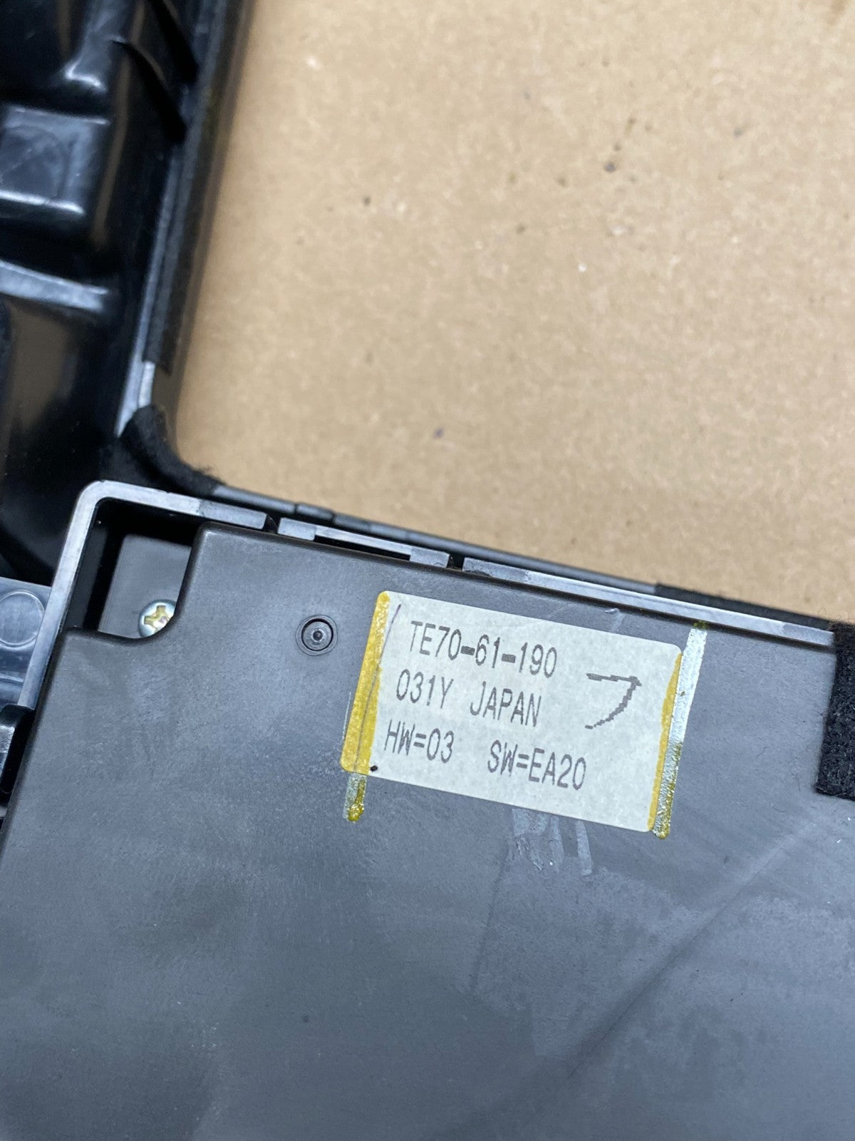 2010 - 2015 Mazda CX-9 Radio Dash Trim Bezel W/Vent AC Climate Control R8719 DG5