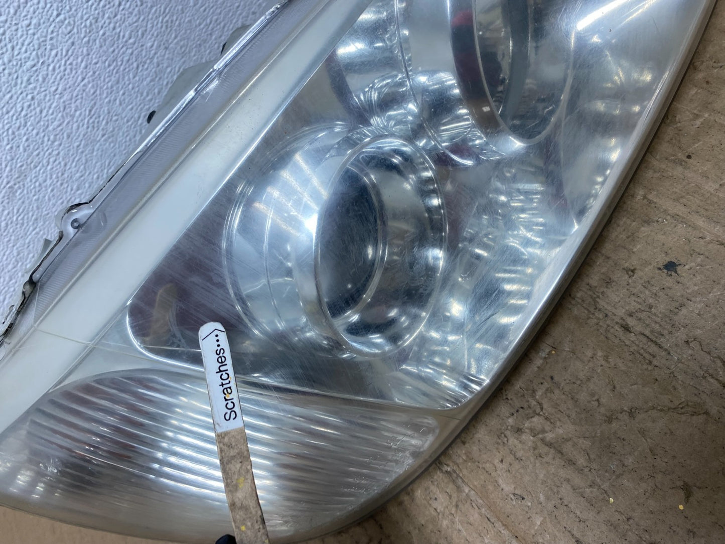 2004 2005 Hyundai XG350 XG Right Passenger RH Headlight Halogen AB8493 DW3