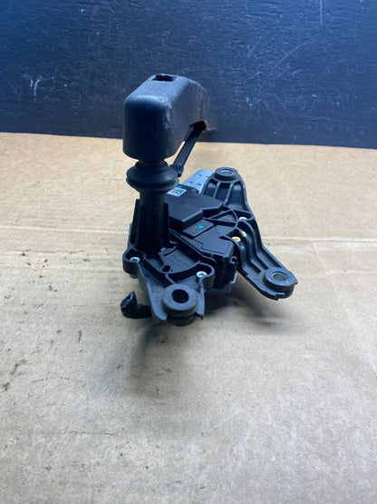2020 to 2023 Ford Explorer Rear Windshield Wiper Motor ad7408 DG4