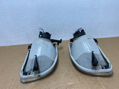 2000 - 2004 Toyota Tundra Left+Right Side Halogen Headlights AD1381 DW10