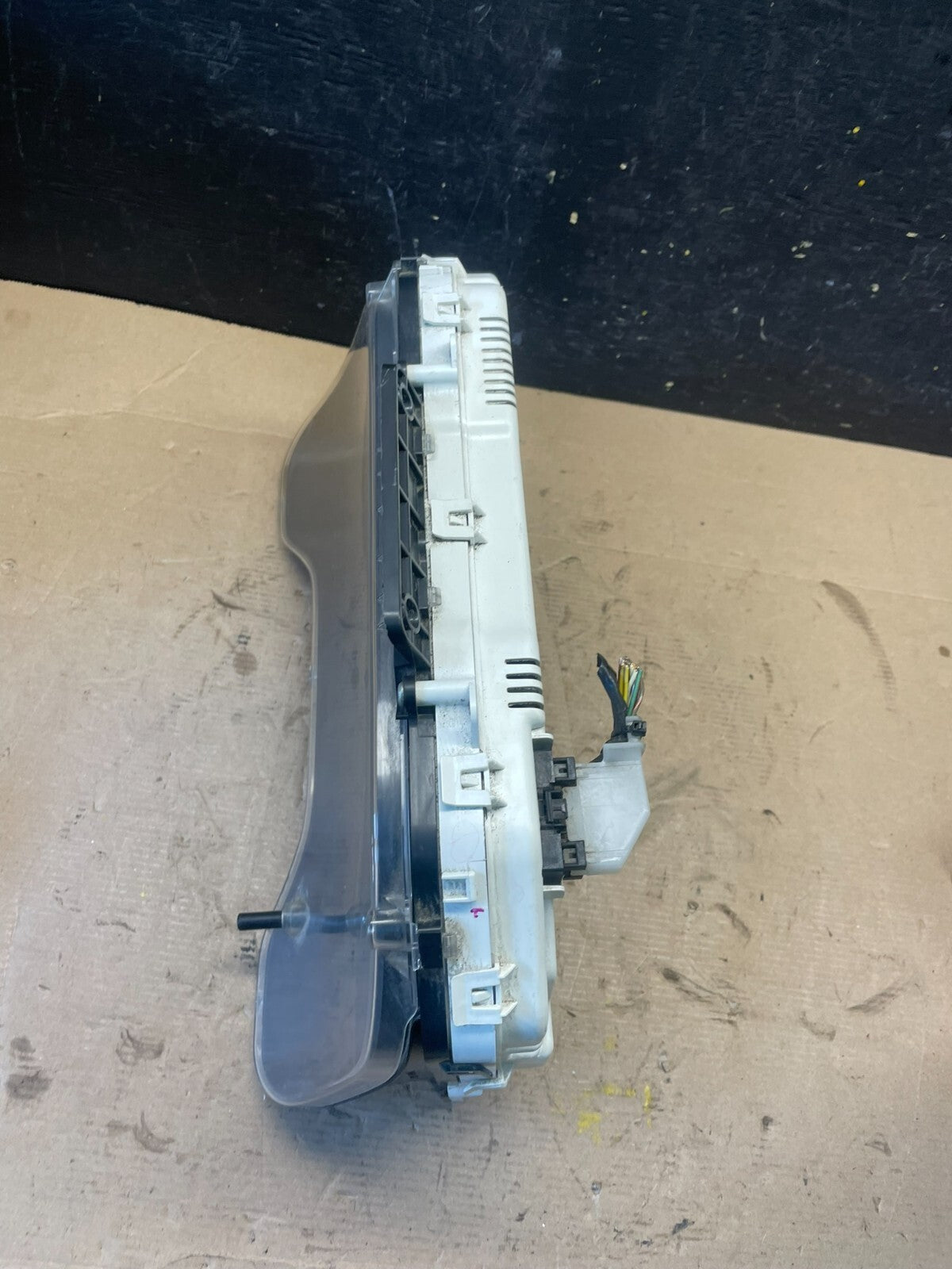 2011 to 2013 Ford E150 E250 E350 VAN Gauge Speedometer Cluster N7455 DG3