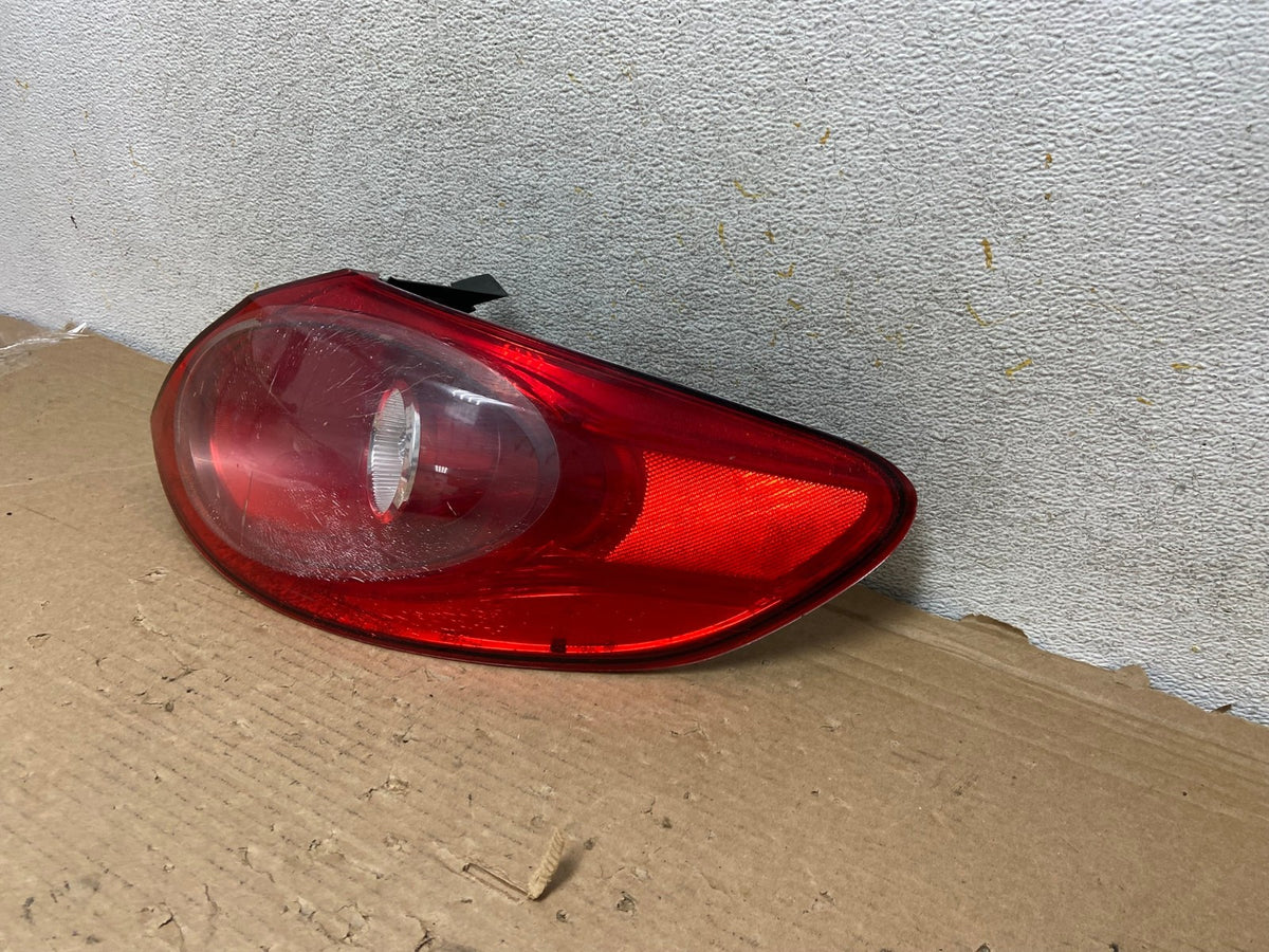 2009-2012 Volkswagen CC Right Passenger RH Side Tail Light AH8898 LK2
