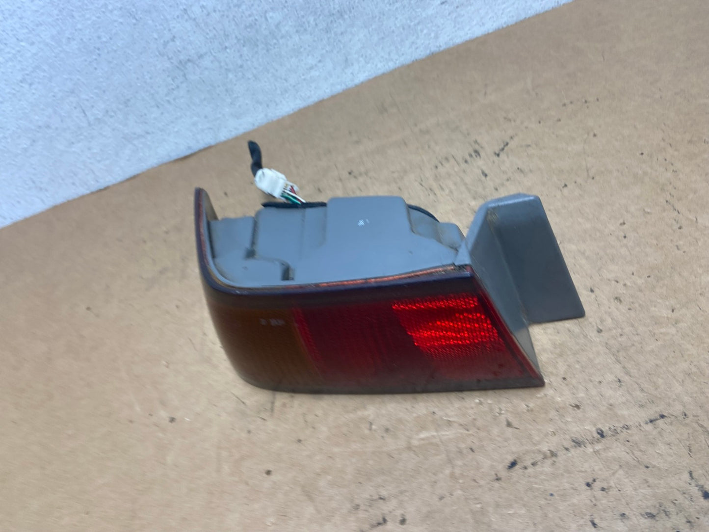 1997 1998 1999 Toyota Camry Tail Light Left Driver Rh Side AD5188 LK1