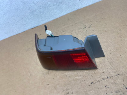 1997 1998 1999 Toyota Camry Tail Light Left Driver Rh Side AD5188 LK1