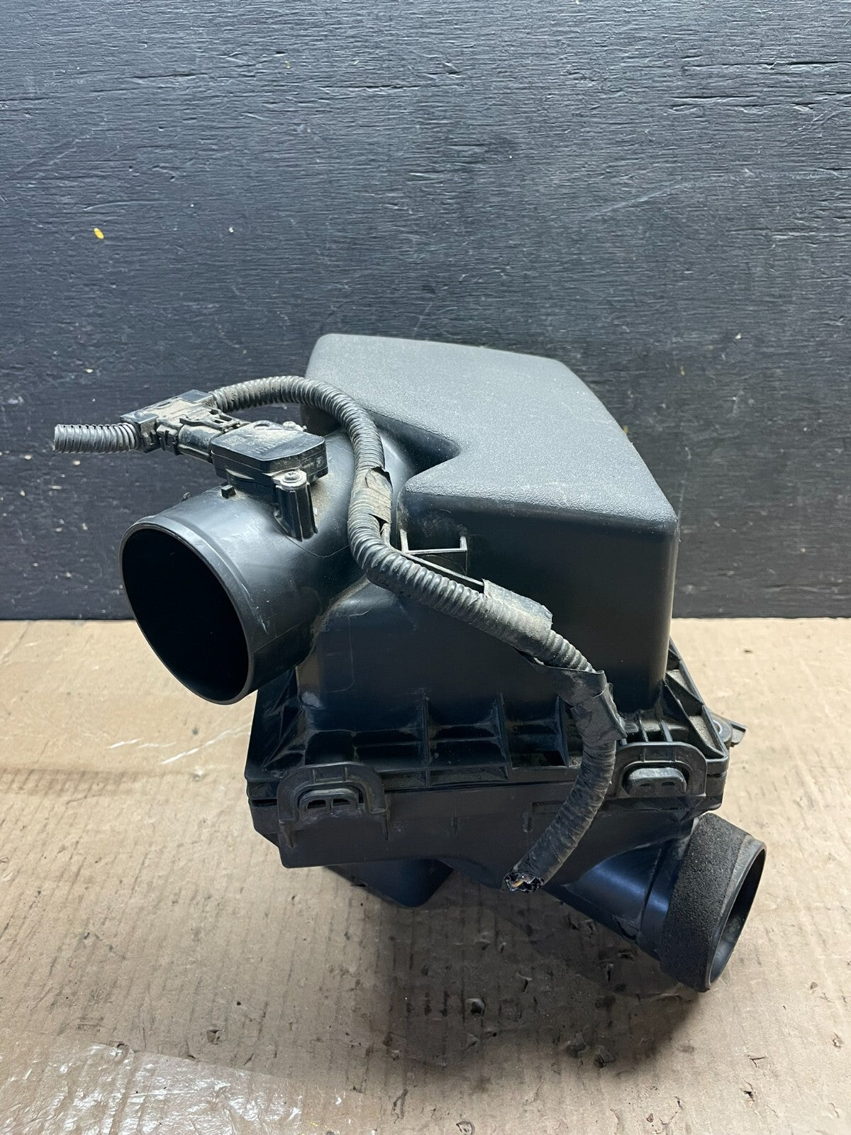 Lexus RX450h Hybrid Air Cleaner Filter Box OEM A9437 PS6