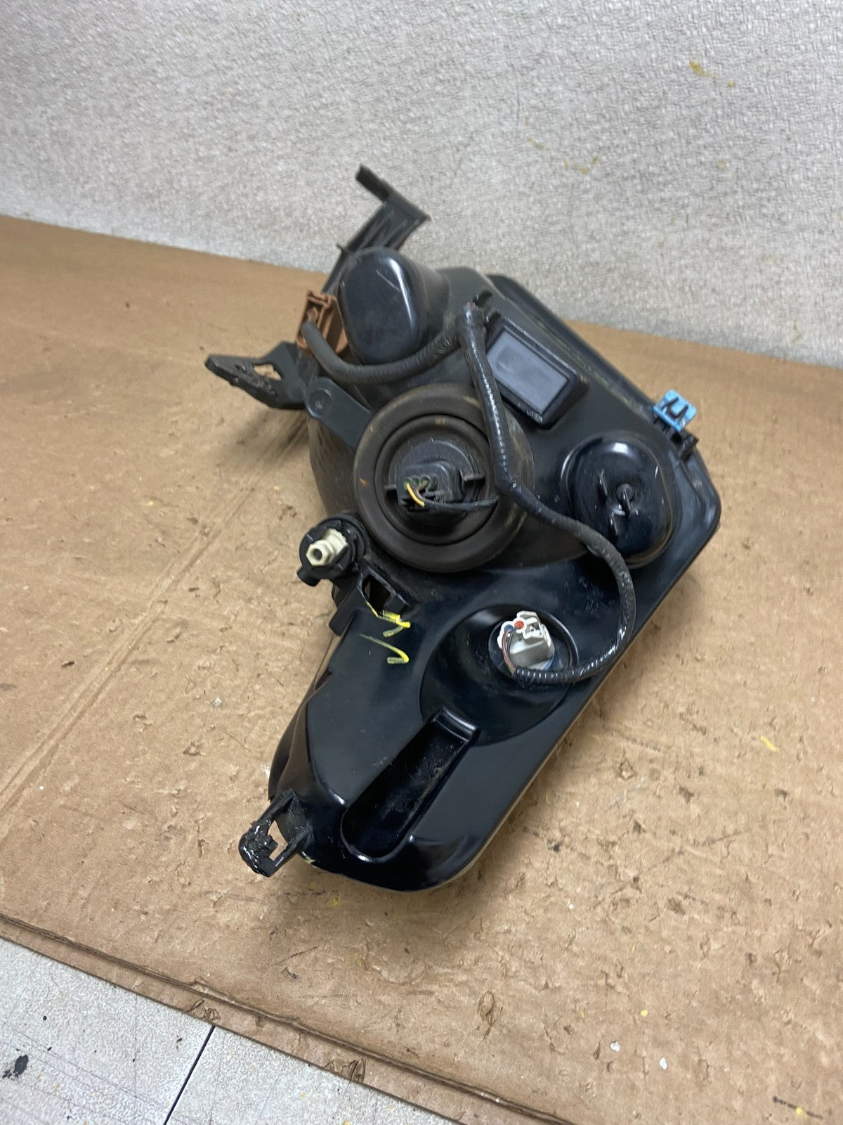 2008 2009 2010 2011 Ford Focus Left Driver Lh Headlight Halogen Oem Y8224 DW12