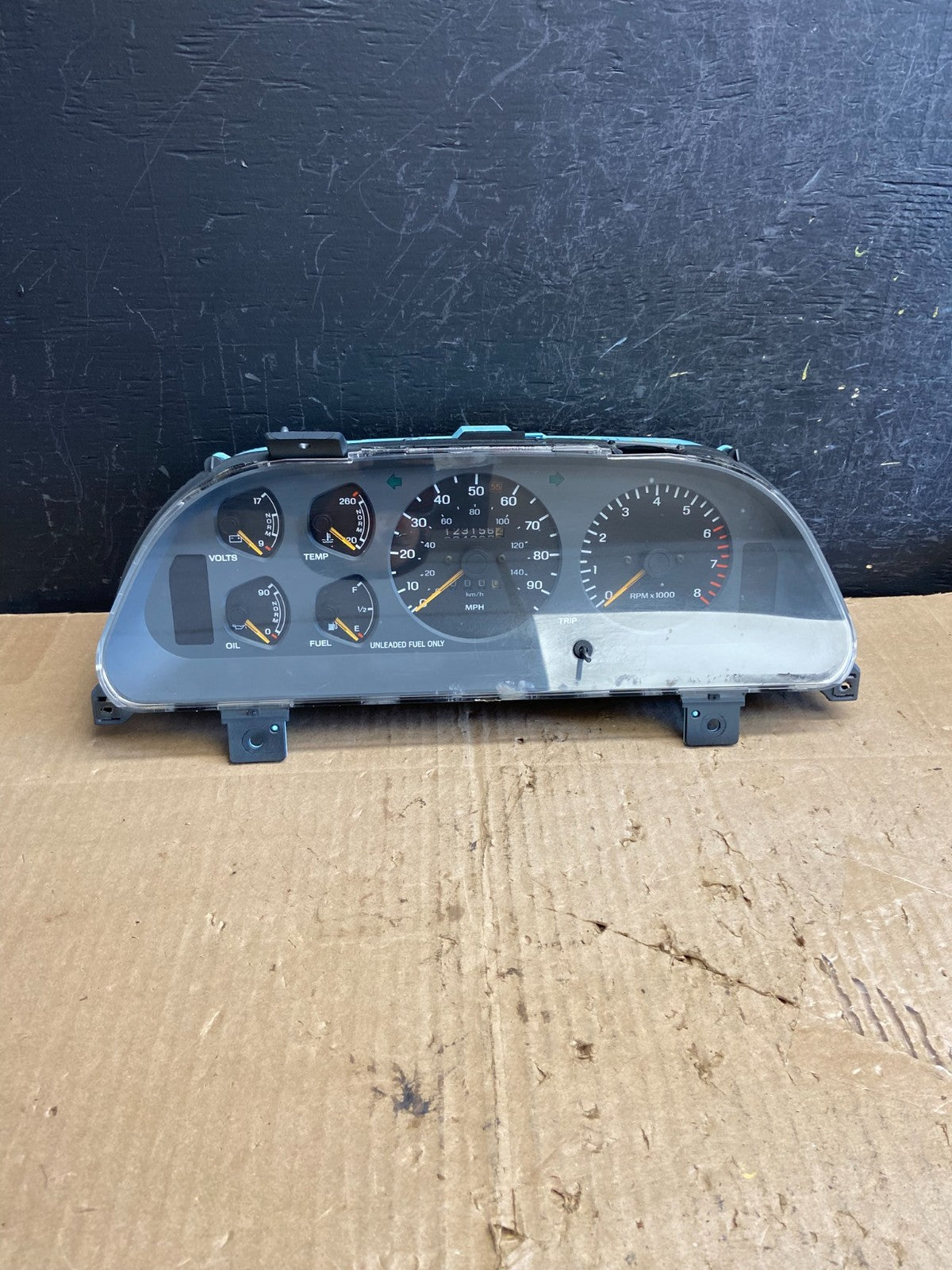 1990 to 1992 Ford Probe Speedometer Cluster AE2034 DG0