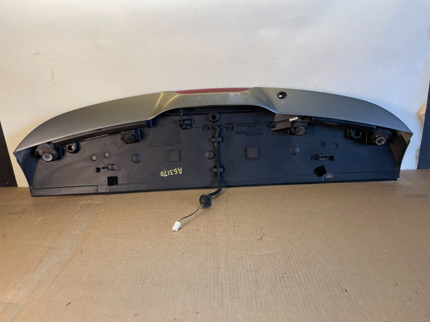2011 to 2013 Jeep Grand Cherokee Rear Spoiler Wing AG3170 DG6
