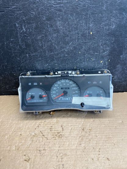2001 to 2005 Mercury Grand Marquis Speedometer Cluster Gauge af2397 DG0