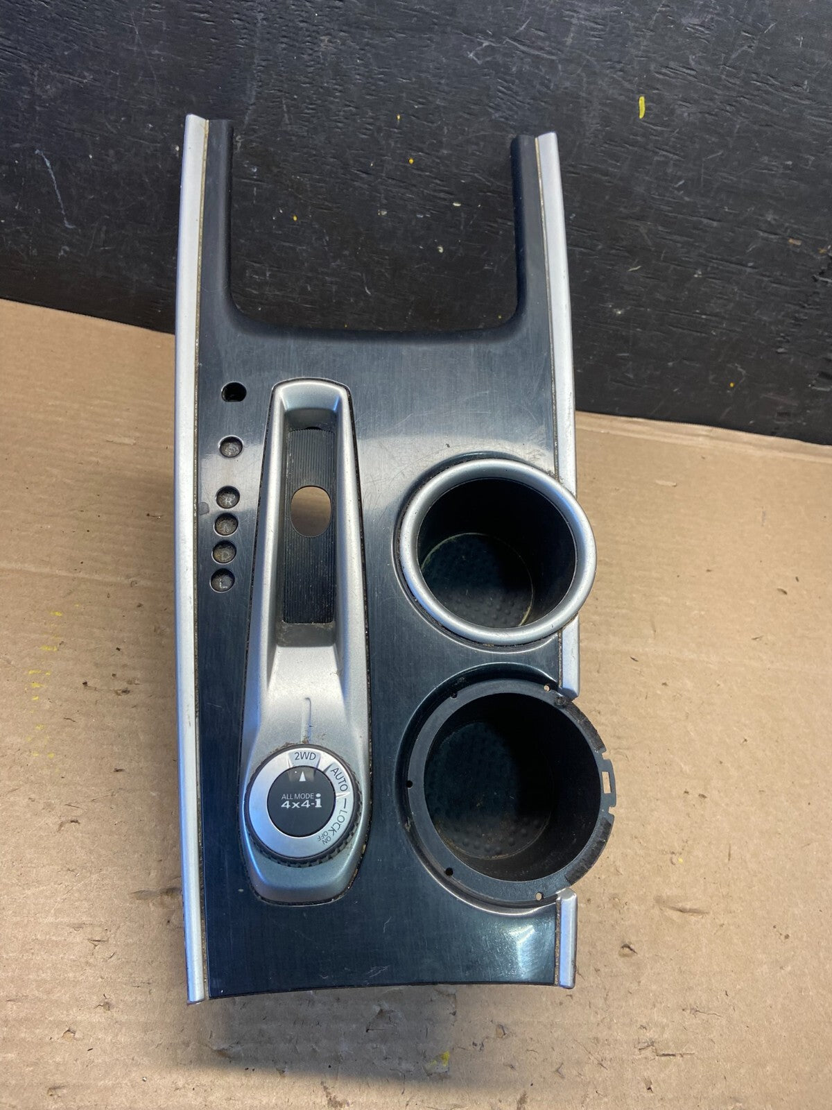 2013 to 2020 Nissan Pathfinder Front Shifter Center Console Cup Holder J4930 DG0