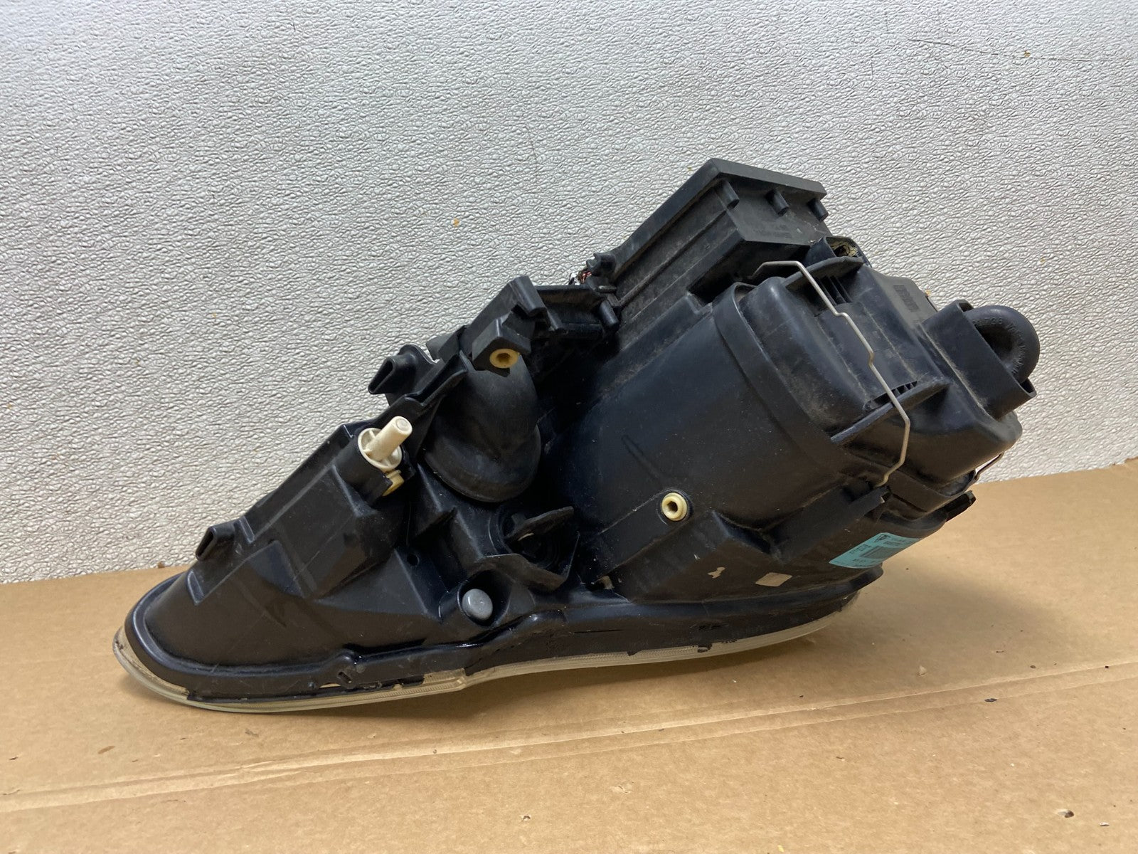 2004 - 2006 Porsche Cayenne Left Driver LH Side Xenon HID Headlight AB3452 DG6