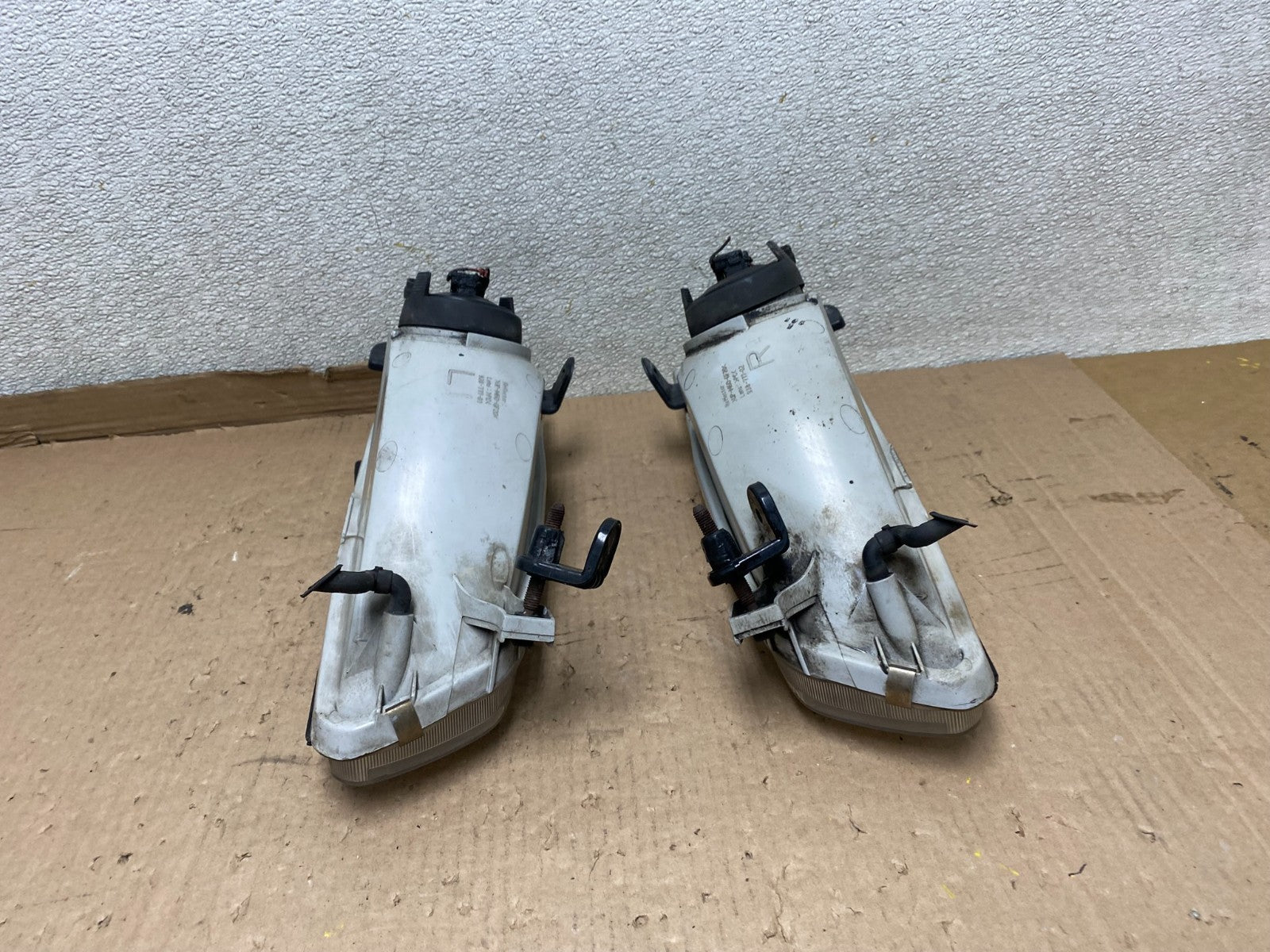 1997 1998 1999 Toyota Camry Left+Right Side Set Halogen Headlights U8612 DW6