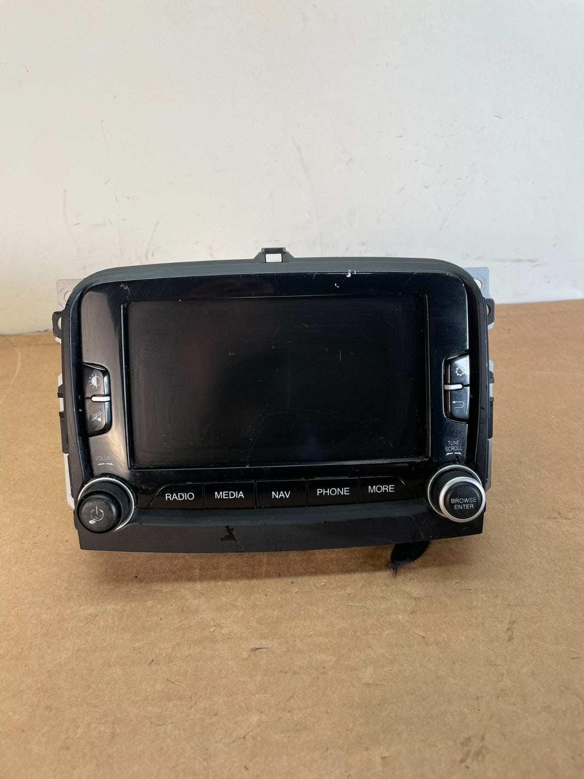 2014 to 2017 Fiat 500L Media Satellite Radio Screen Display ag0810 DG0