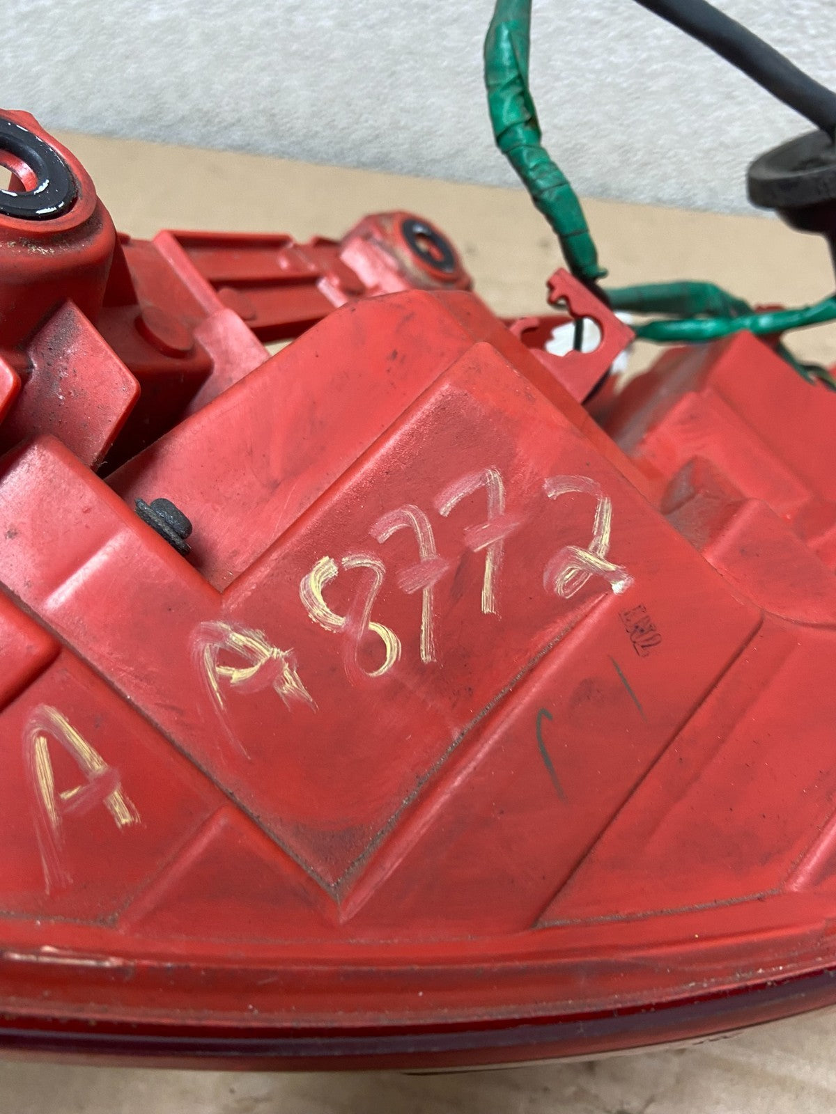 2009 2010 Nissan Murano Left Driver Lh Side Tail Light Oem AA8772 LK7