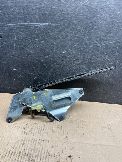 2003 to 2011 Honda Element Rear Windshield Washer Wiper Motor U9111 DG5
