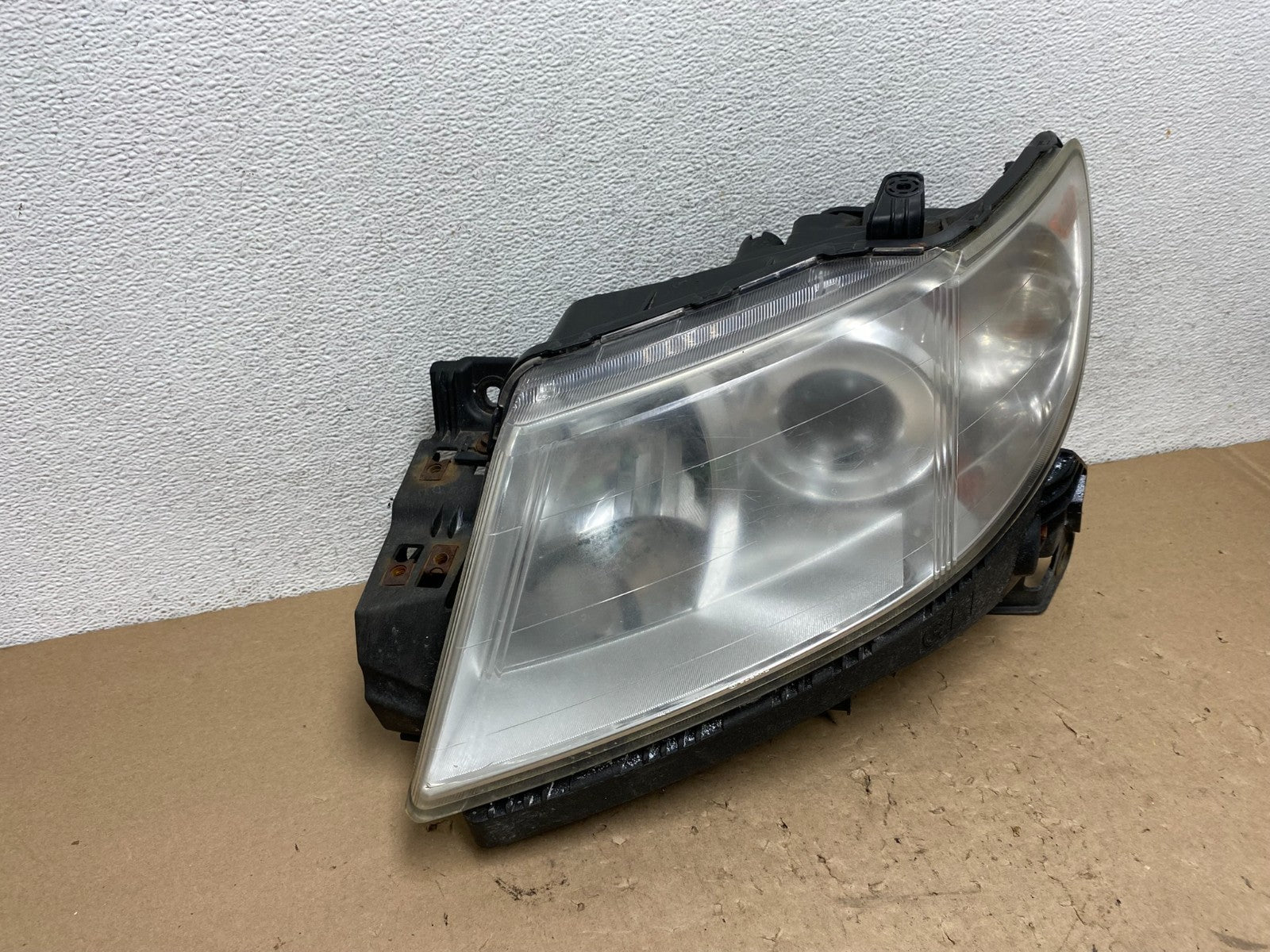 2008 - 2014 Subaru Tribeca Left Driver LH Side Halogen Headlight AG4369 DW2