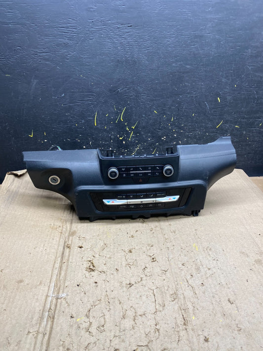 2020 to 2023 Ford  Explorer Radio Climate Control Panel Trim Oem X6164 DG0
