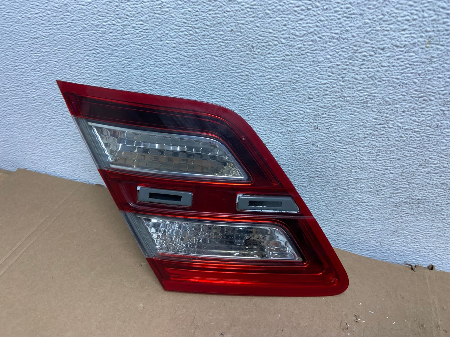 2013 to 2018 Ford Taurus Left Driver Lh Side Tail Light Inner AD8150 LK1