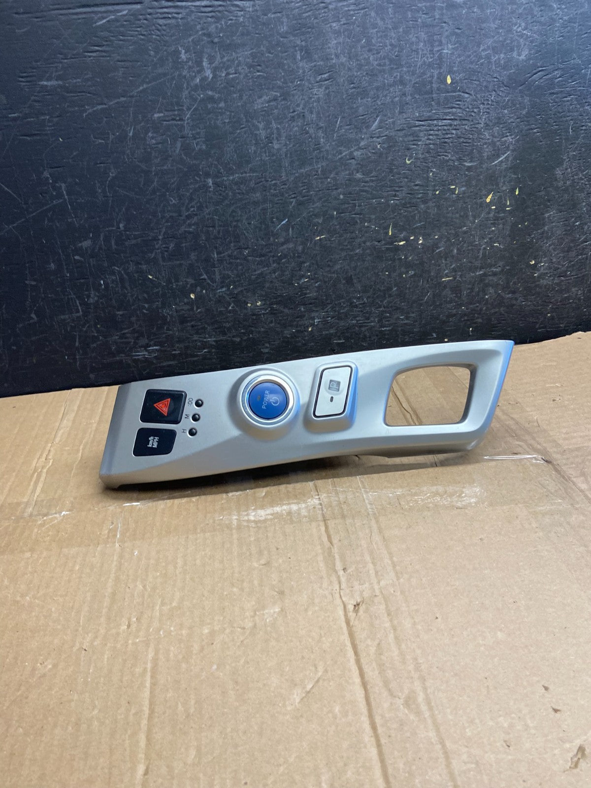 2012-2016 Toyota Prius V Shifter Bezel Trim Parking Push Start af2760 DG1
