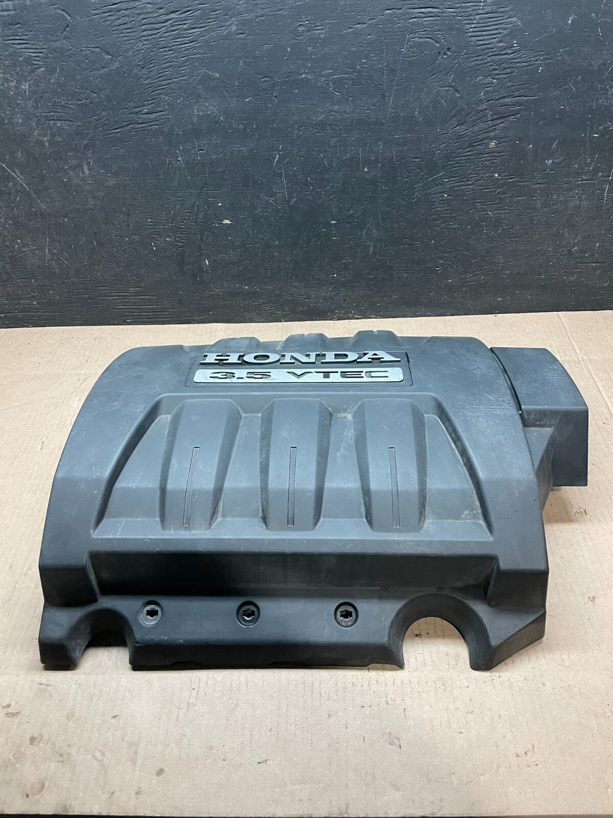 2006 to 2008 Honda Pilot Black Engine Cover OEM 3.5L J6905 PS0