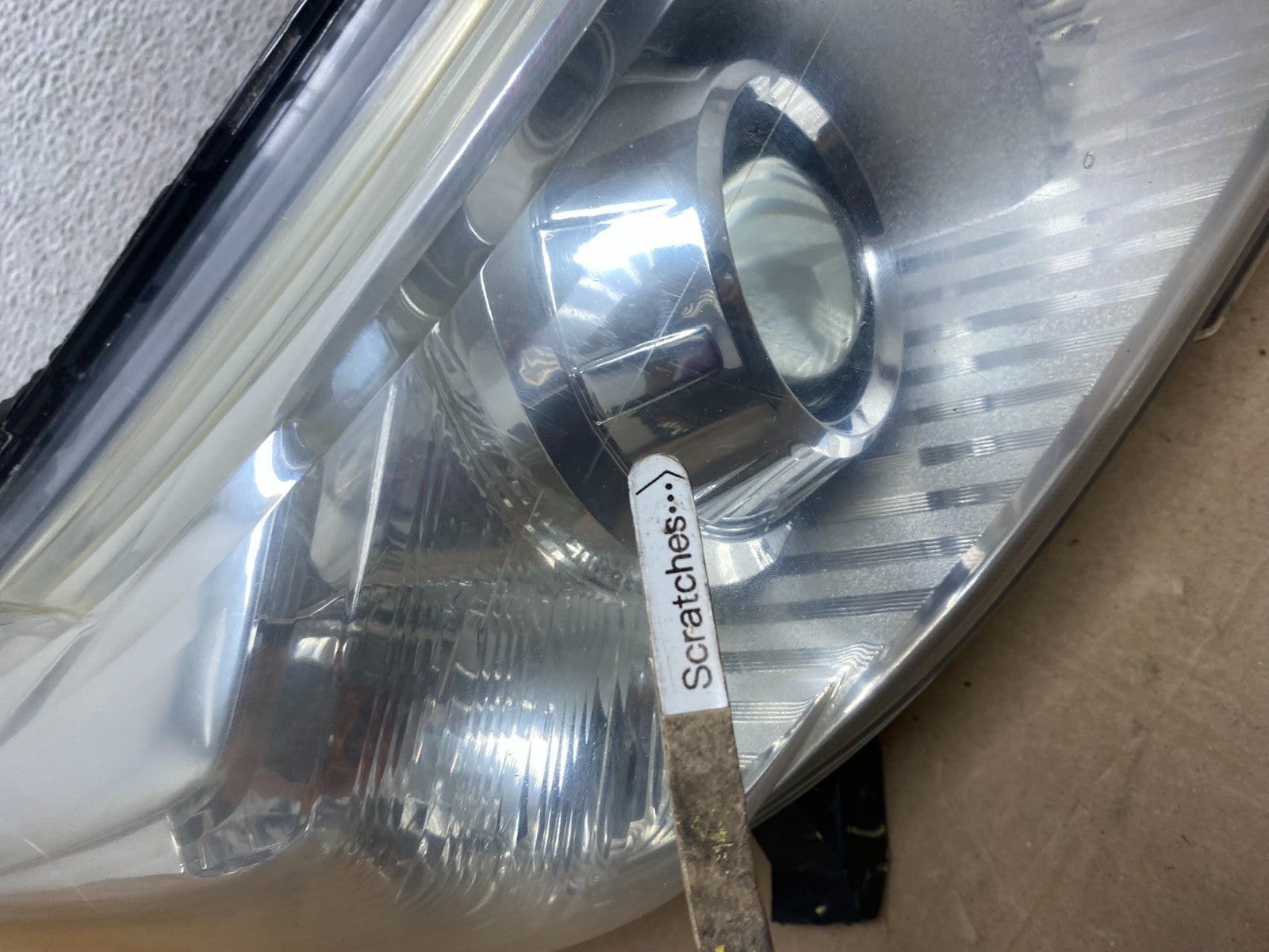 2011-2014 Toyota Sienna Right Passenger RH Halogen Headlight AE4851 DW3