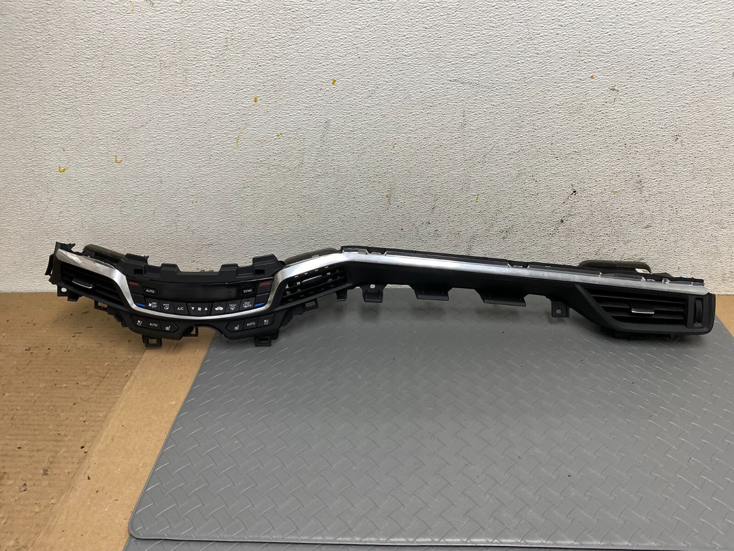 2021 to 2023  Acura TLX Front Climate Control Panel Dash Trim Air Vent A2545 DG10