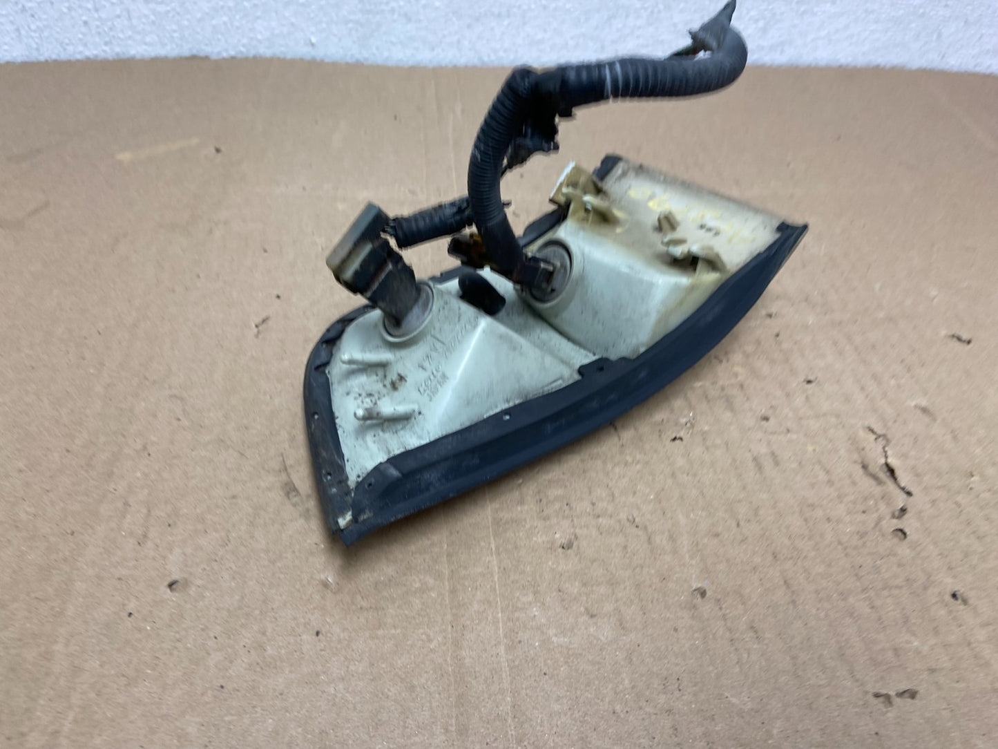 1992 to 1994 Acura Vigor Left Driver LH Side Turn Signal AC3790 DG5