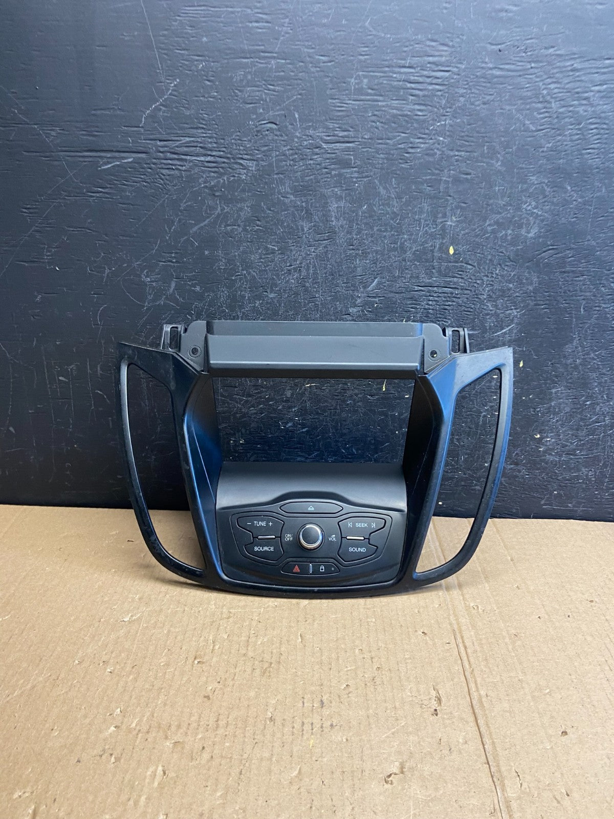 2013 2014 2015 2016 Ford Escape Dash Radio Control Panel Bezel AE3800 DG0