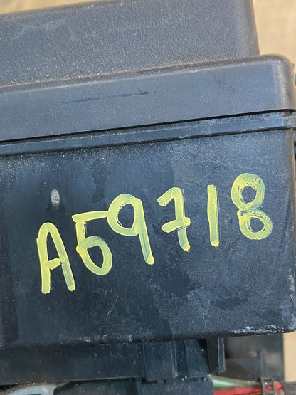2007 Jeep Grand Cherokee Integrated Power Fuse Box 04692109ac ag9718 DG7