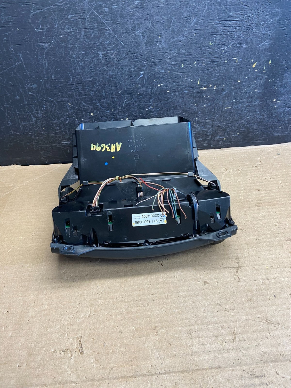 2003-2006 Mercedes W211 E320 E500 Climate Control A/C Heater Air Vent AH3694 DG5