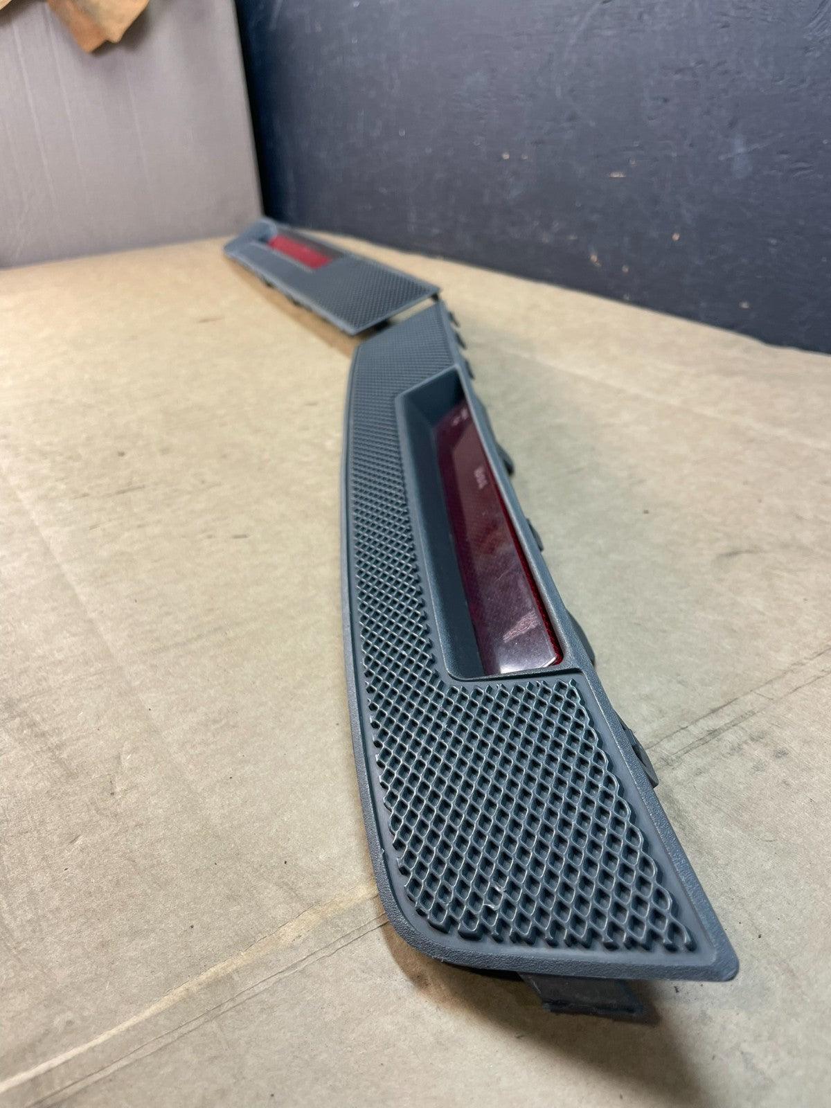 2013 to 2015 Cadillac CTS Coupe Rear Left+Right Bumper Reflector Insert AC50012