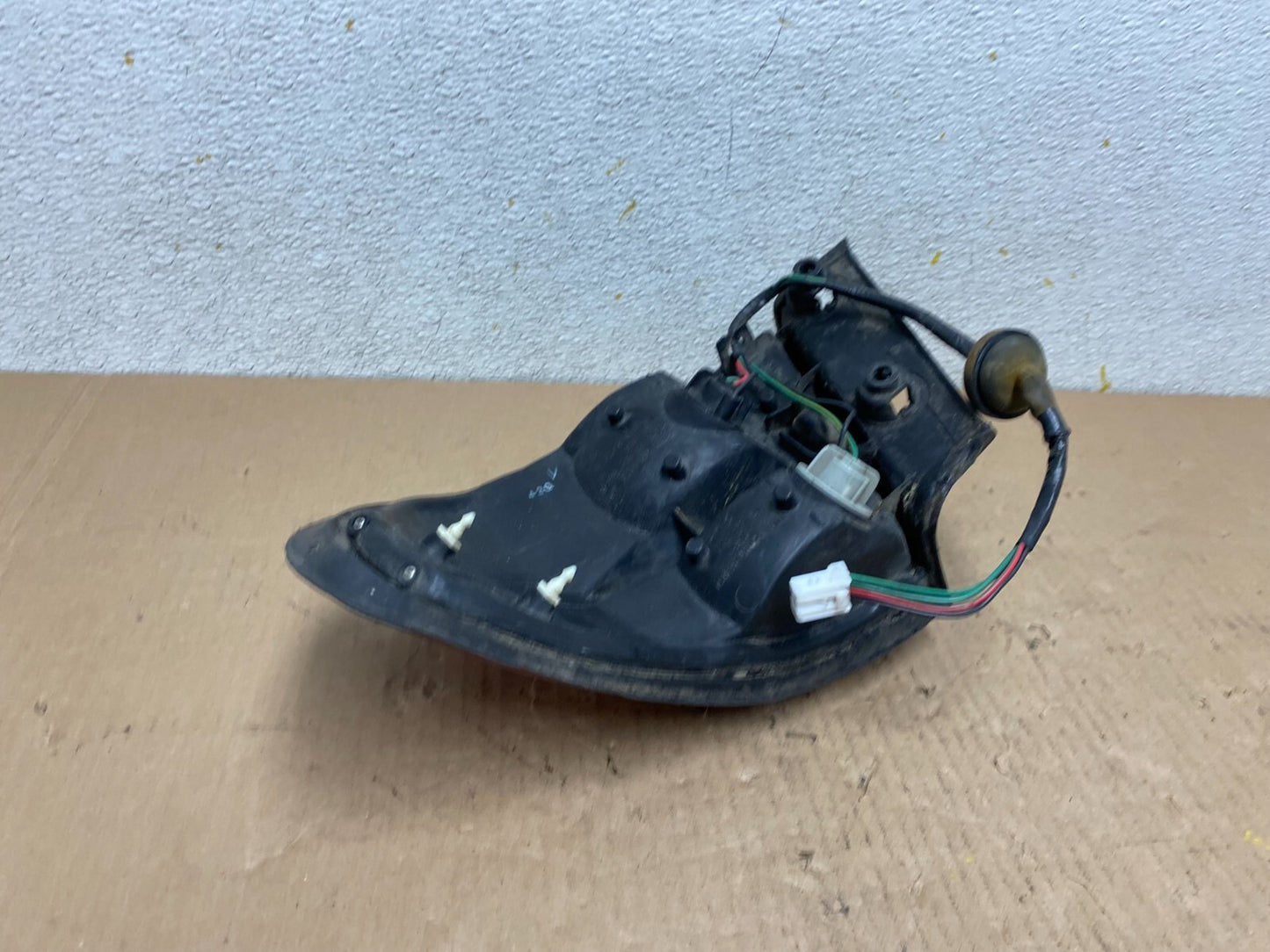 1995 to 1998 Mazda Millenia Left Driver Lh Side Tail Light Oem N1204 DG7