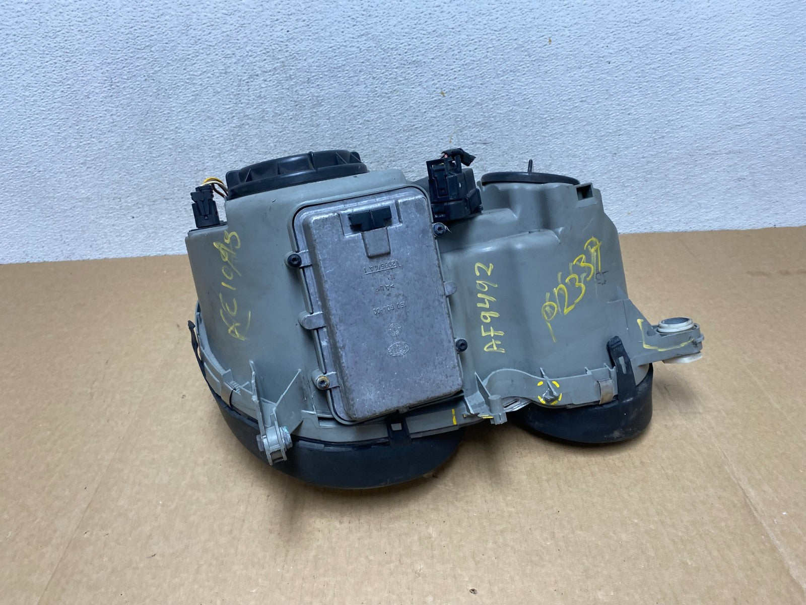 2000-2002 Mercedes E E320 E430 Left Driver LH Xenon HID Headlight AF9492 DW8