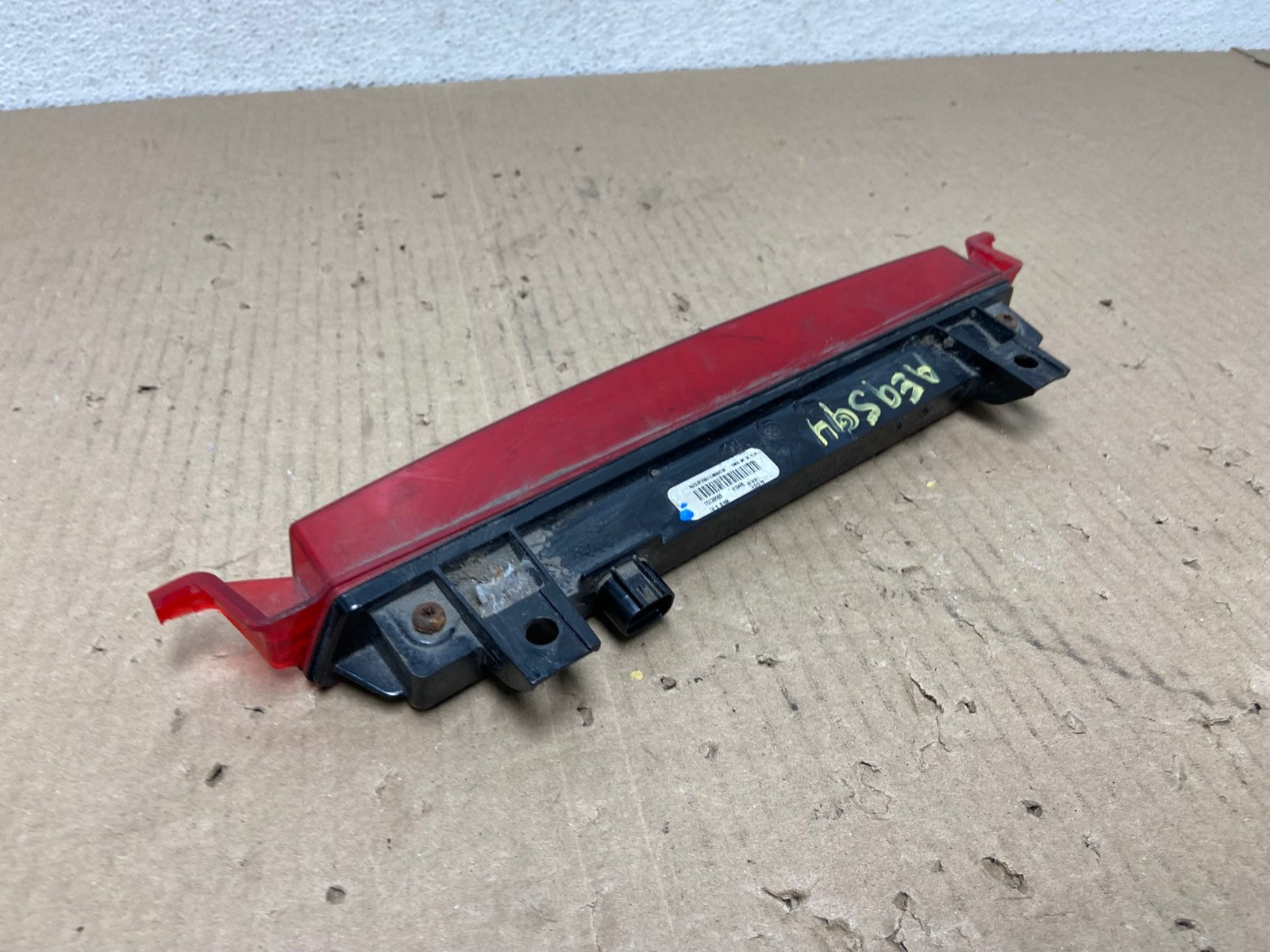 2009-2017 Chevrolet Traverse High Mounted 3rd Third Stop Brake Light AE9594 LK4