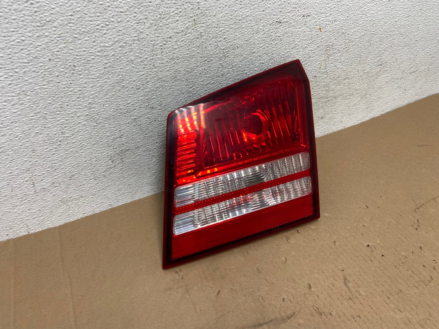 2009 2010 2011 Dodge Journey Right Passenger Rh Tail Light Inner AD6453 LK2