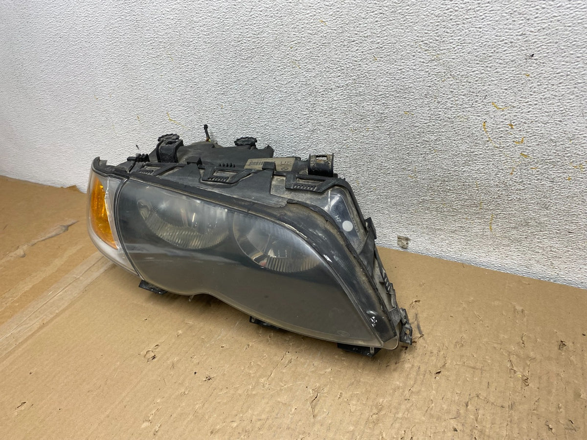 2002 to 2005 BMW 3 E46 Sedan Right Passenger RH Halogen Headlight AH2875 DW2