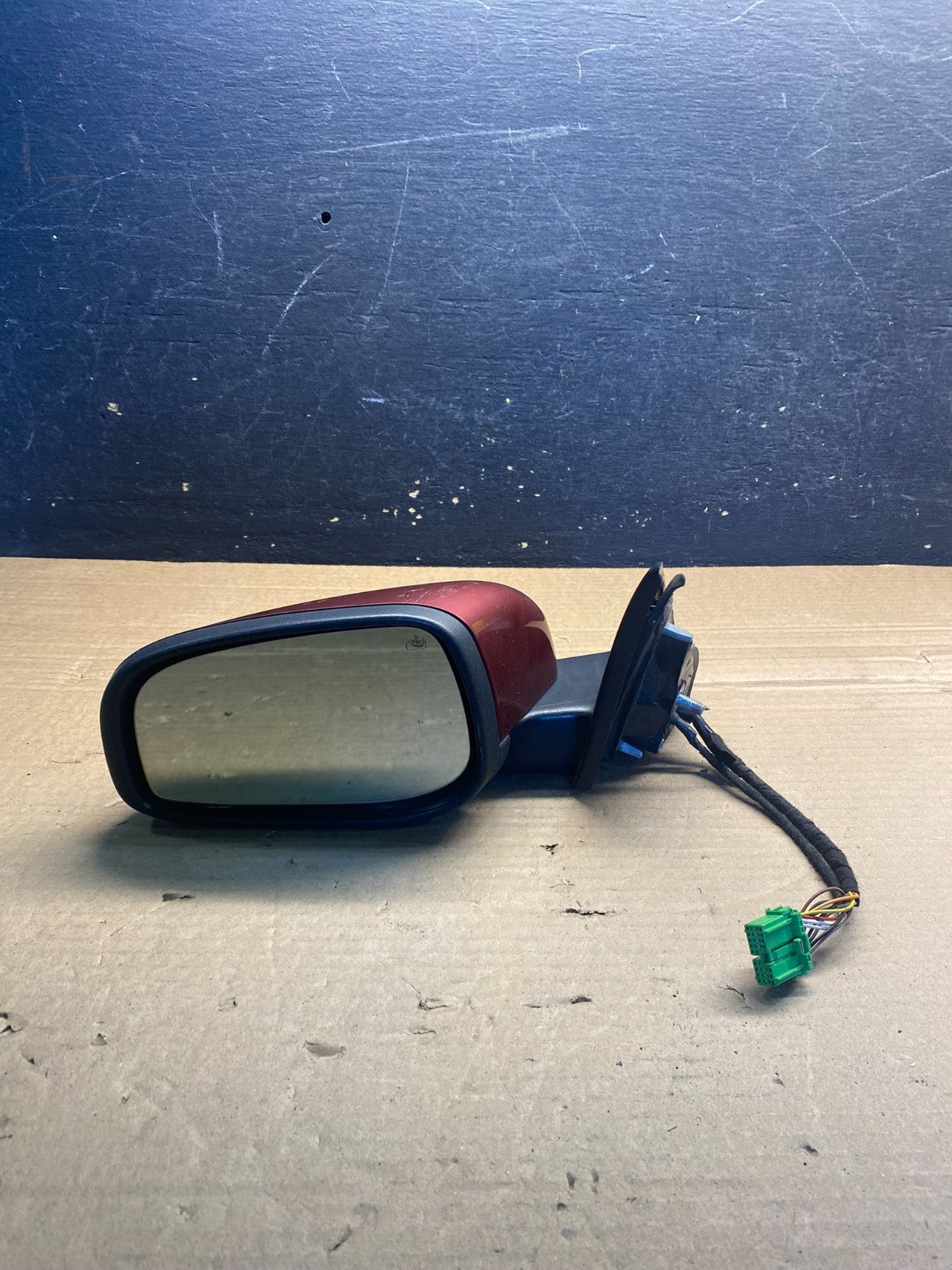 2004 - 2006 Volvo S60 Left Driver LH Front Door View Mirror OEM AA3143 MS9
