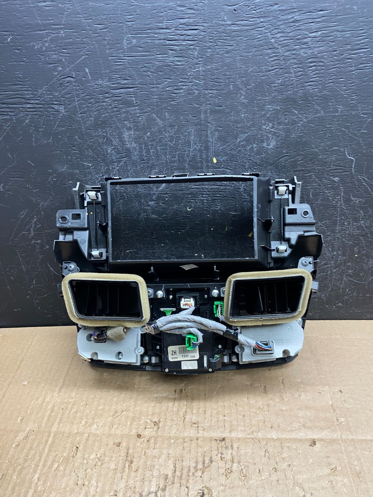 2007 to 2009 Acura RDX GPS RADIO Audio Control Trim Dash w/ Vents AD1964 DG3