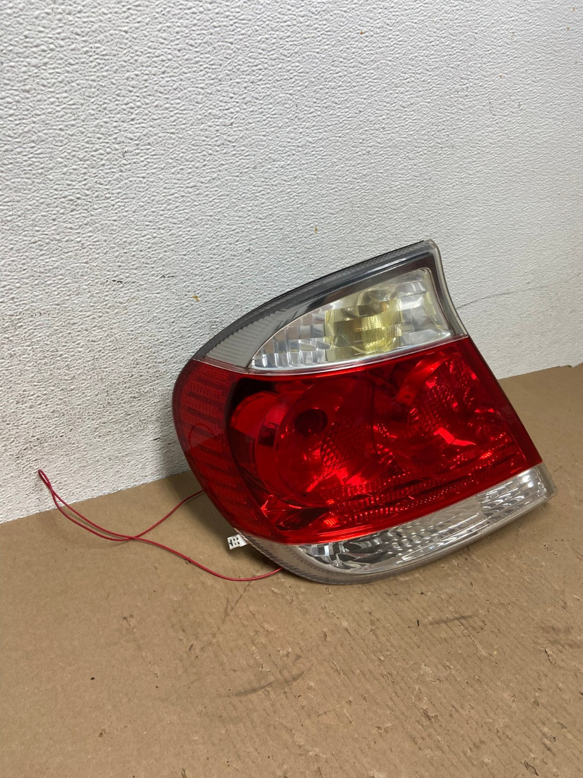 2005 to 2006 Toyota Camry Tail Light Left Driver Lh Side AD7762 LK2