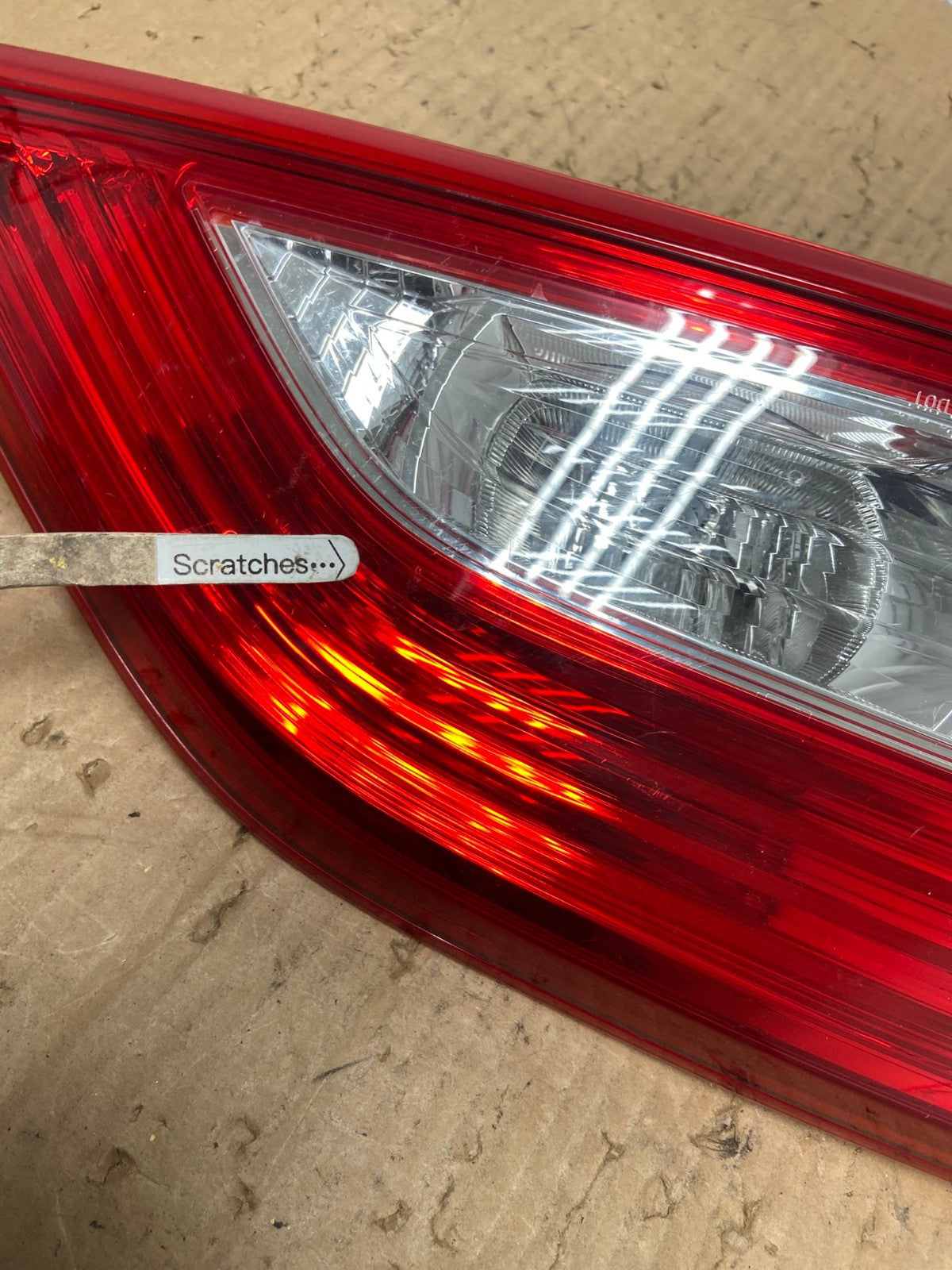 2011-2017 Nissan Quest Left Driver Lh Side Inner Tail Light AD2497 LK3