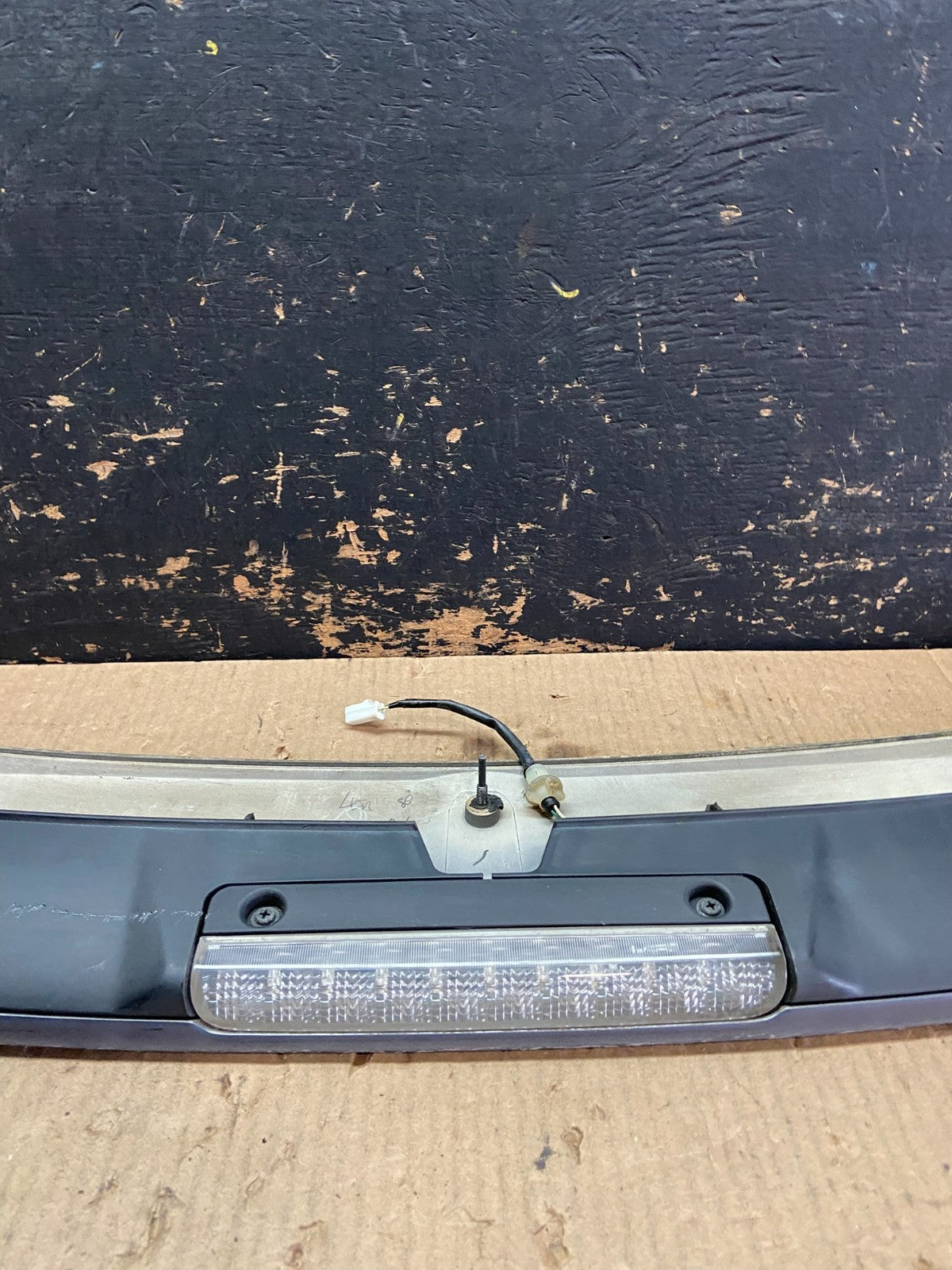 2004 to 2009 Mazda 3 Hatchback Rear Spoiler Wing OEM z3250 DG7